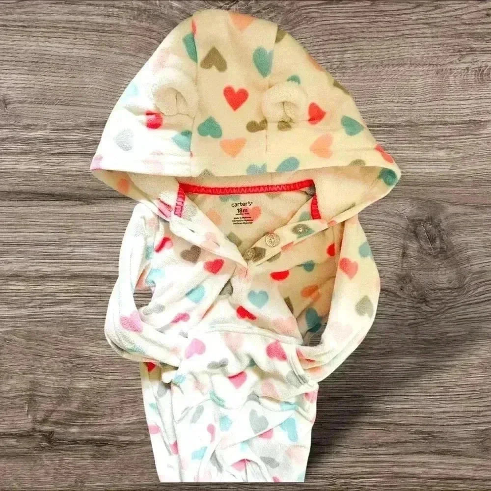 Carter’s 18mo 💜 hooded body suit w front pocket. Like new. Dist w bundle!
